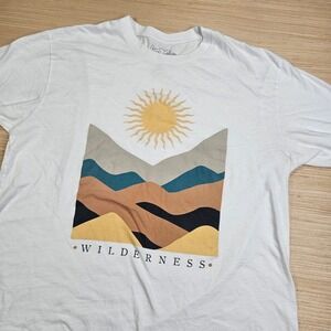Lotus Fashion Wilderness Graphic Tee L White Desert Sun Mountains Short Sleeve